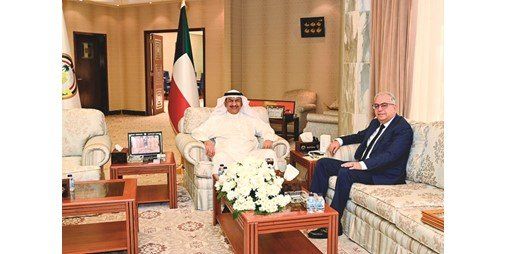 اتفرج – محافظ الجهراء بحث تعزيز العلاقات مع سفير المغرب