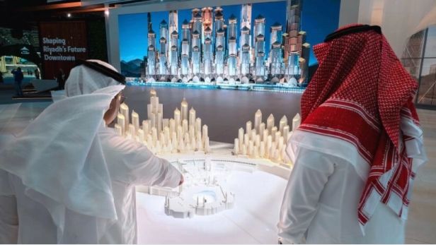 رؤى الحرم المكي توقع 6 اتفاقيات لمشروع بوابة الملك سلمان