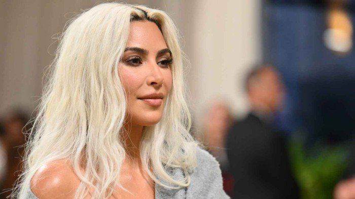 شاهد .. فحص حديث يكشف تراجعًا في نشاط دماغ كيم كارداشيان (تفاصيل)