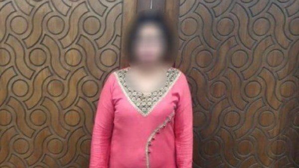 شاهد .. ضبط صانعة محتوى لاتهامها بالرقص بملابس خادشة للحياء في الإسكندرية