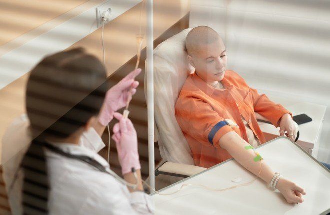 دراسة أميركية تثير القلق: واحد من كل عشرة شباب يواجه عودة السرطان وانتشاره بعد التعافي