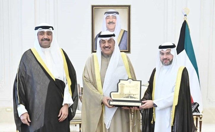 ولي العهد استقبل العلي والمبارك بمناسبة حصول الكويت على شهادة «الإيكاو» في رقابة أمن الطيران