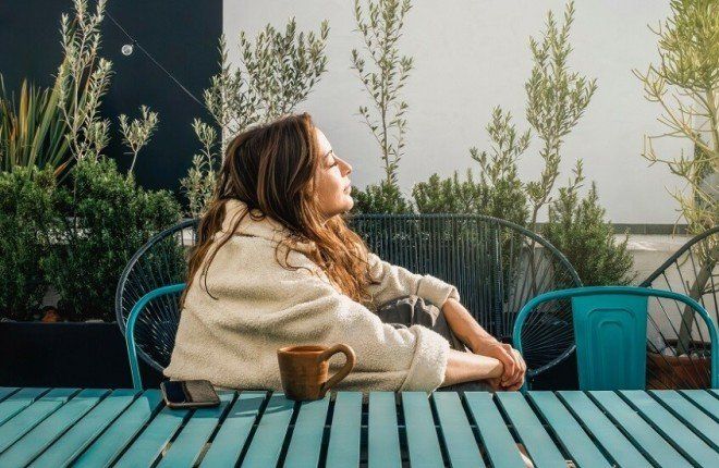 دراسة حديثة تكشف ارتباطاً واضحاً بين نقص فيتامين (د) وتدهور الحالة النفسية