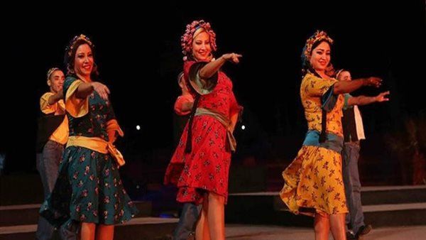 شاهد .. فرقة رضا تخطف الأنظار في ليلة فنية ساحرة على مسرح البالون