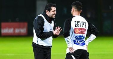 أحمد حسن: محمد شريف مستمر في معسكر المنتخب ولا صحة لاستبعاده