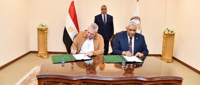 مصر: وزير الإنتاج الحربي يشهد مراسم توقيع عقد للتعاون المشترك في مجال التصنيع العسكري