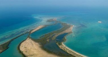 السعودية .. الثقوب الزرقاء غرب المملكة.. أعماق بحرية تكشف كنوزًا جيولوجية وبيئية فريدة