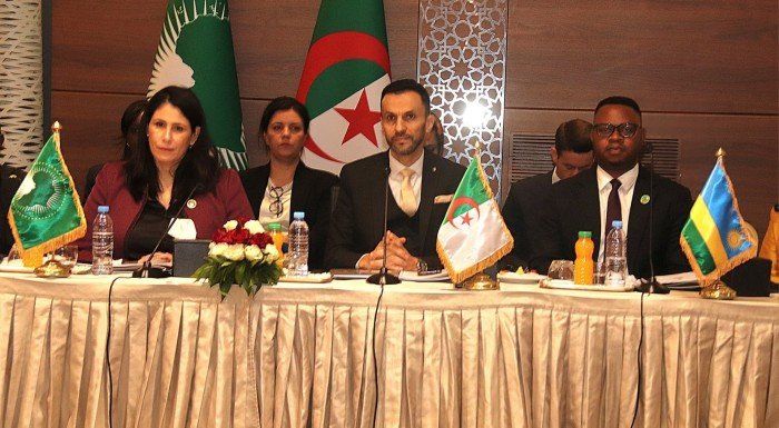 اعتماد "إعلان الجزائر" حول "المنصات الرقمية العادلة" في إفريقيا