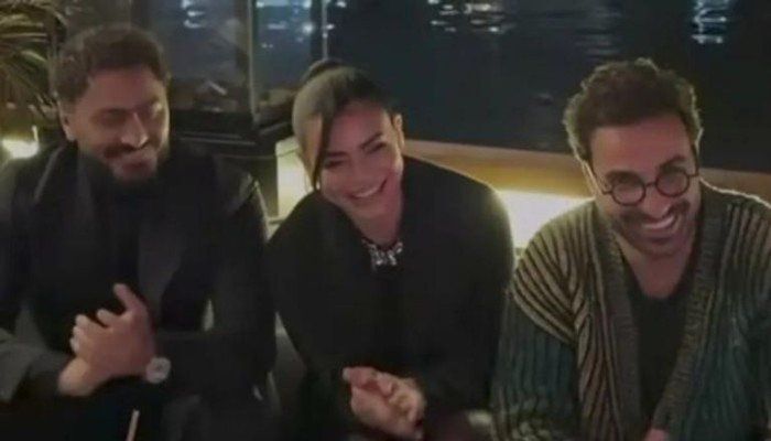 شاهد .. تامر حسني يعود للأضواء بعد الوعكة الصحية.. أول ظهور فني يطمئن الجمهور (صور)