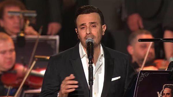 شاهد .. صابر الرباعي يحيي حفل رأس السنة في مصر