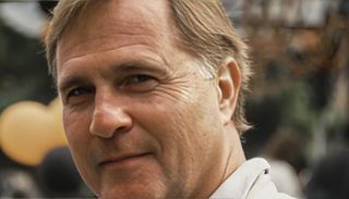 شاهد .. بعد صراع مع السرطان.. وفاة أيقونة الخيال العلمي الأمريكي غيل جيرارد