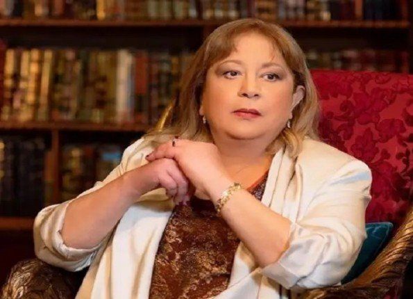 شاهد .. سمية الألفي.. بصمة فينة لا تنسى وأيقونة درامية حافلة بالتنوع