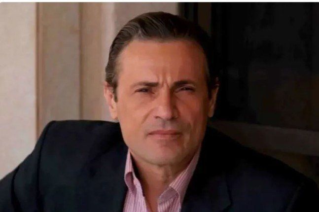 شاهد .. وفاة الفنان اللبناني وليد العلايلي عن عمر ناهز 65 عاما