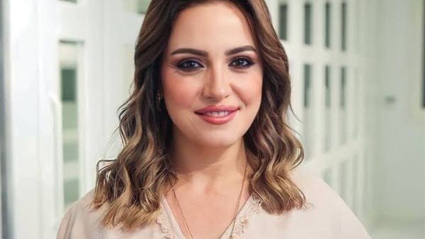 شاهد .. ريهام عبد الغفور: مسلسل "سنجل ماذر فاذر" أحداثه اجتماعية بسيطة كوميدية