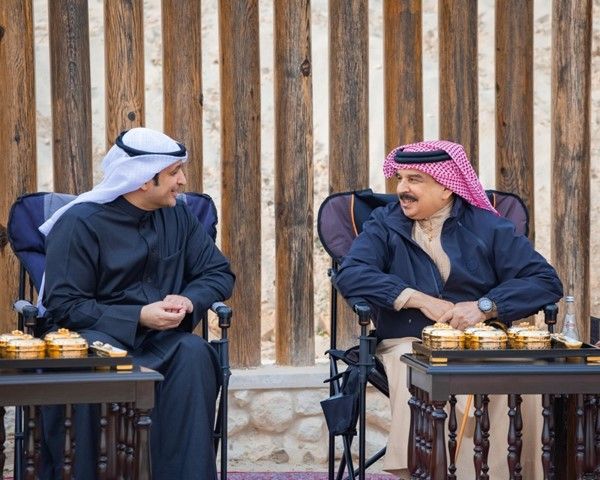 ملك البحرين: علاقاتنا الأخوية مع الكويت تزداد قوة وتميزاً