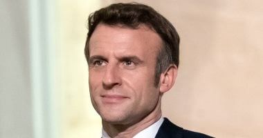 ماكرون يحتفل بعيد الميلاد مع القوات الفرنسية في الإمارات