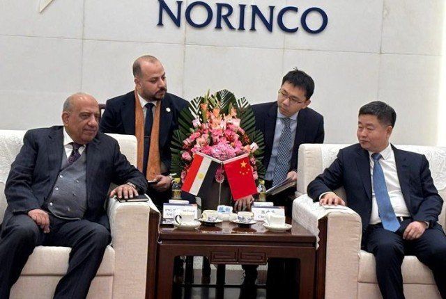 وزير الكهرباء يلتقي مدير المؤسسة الوطنية الصينية للطاقة النووية لبحث التعاون المشترك