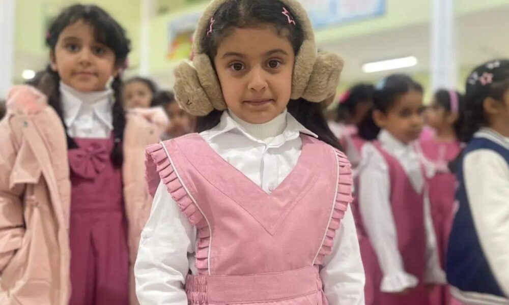 تأخير الدراسة في تبوك بسبب البرد: الدوام يبدأ 9 صباحاً