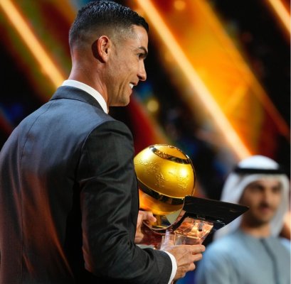 كريستيانو رونالدو يتوج بالذهب من جديد