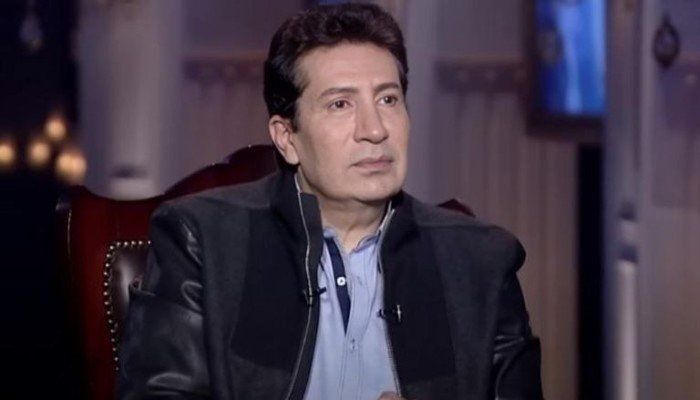شاهد .. تشييع جثمان والدة هاني رمزي من كنيسة أبي سيفين بالتجمع الأول اليوم