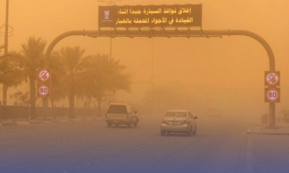 الأرصاد السعودية: رياح وغبار على الرياض و6 مناطق رئيسية