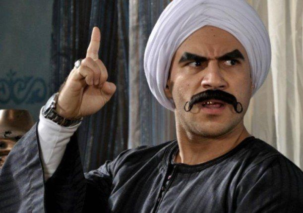 شاهد .. أزمة قانونية بين أحمد مكي ومديرة أعماله تصل إلى ساحات القضاء