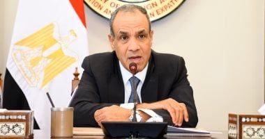 وزير الخارجية يؤكد لنظيره الباكستاني أهمية التهدئة في اليمن وخفض التصعيد