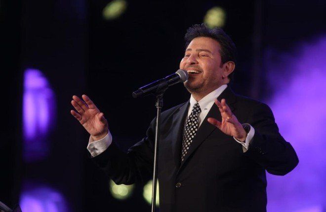 شاهد .. بعد خضوعه لجراحة مفاجئة.. آخر تطورات الحالة الصحية للفنان هاني شاكر