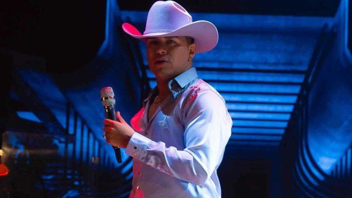 شاهد .. تفاصيل صادمة بشأن مصرع المغني الكولومبي الشهير ييسون خيمينيز