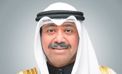 وزير الدفاع يغادر إلى إيطاليا