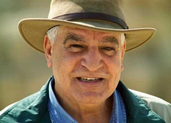 شاهد .. هوليود تحتفى بالعالم المصرى زاهى حواس فى العرض العالمى الأول لفيلم "الرجل ذو القبعة"