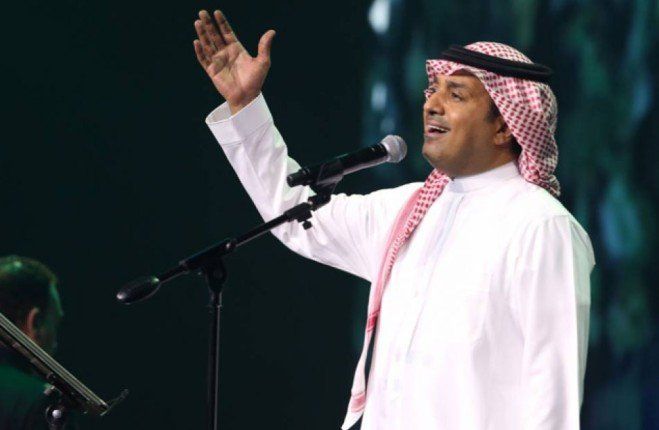 شاهد .. راشد الماجد يلتقي جمهوره في حفل مميز بموسم الرياض