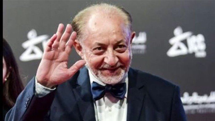 شاهد .. عبد العزيز مخيون يطمئن جمهوره بعد جراحة ناجحة ويوجه رسائل شكر مؤثرة