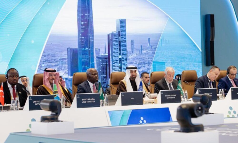 وزراء عمل يتفقون على 6 إجراءات لتطوير أسواق العمل عالمياً