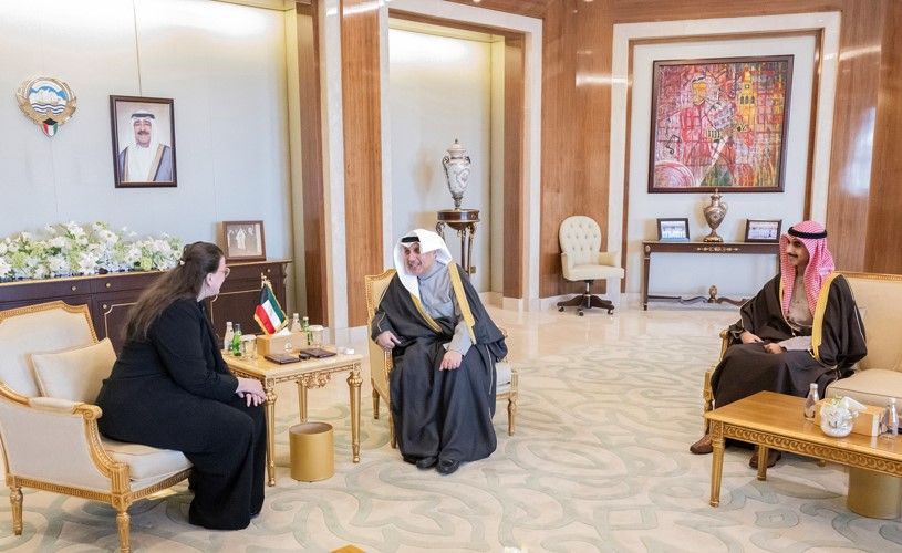 وزير الديوان الأميري ورئيس ديوان سمو ولي العهد بحثا مع سفيري بلجيكا وكندا تعزيز أطر التعاون