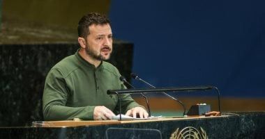 وزير خارجية أوكرانيا يعلن استعداد زيلينسكى للقاء بوتين شخصيا