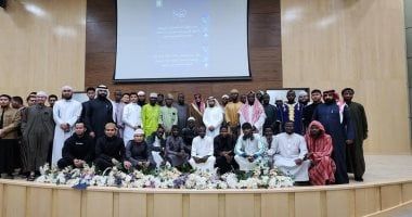 "الشؤون الإسلامية" تختتم برنامج الوسطية والاعتدال التدريبي لطلاب المنح بجامعة طيبة