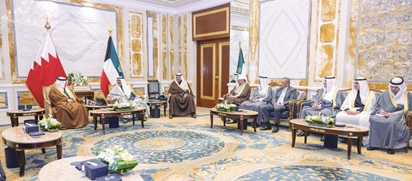 بالفيديو.. الأمير: المزيد من التقدم والرخاء لمملكة البحرين وشعبها