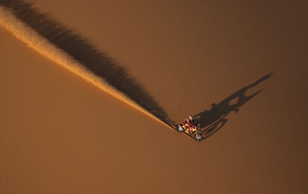 مغامرات فى صحراء وعرة.. فعاليات رالى دكار على تضاريس جبال السعودية