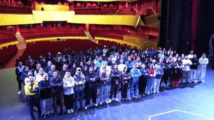 شاهد .. (الوطني للثقافة) يستعد لعرض مسرحية (نسيج) الأربعاء المقبل في ختام (الكويت عاصمة للثقافة والإعلام العربي 2025)