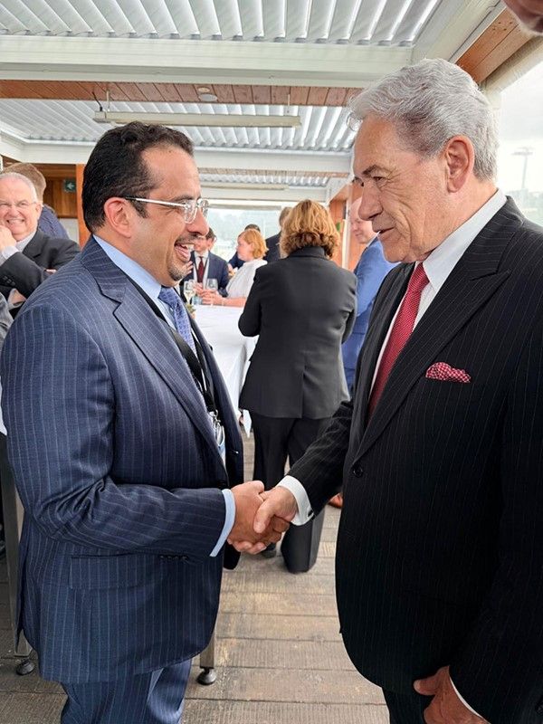 سفيرنا لدى نيوزيلندا شارك في الاحتفالات الوطنية النيوزيلندية