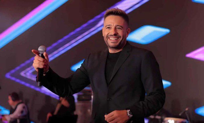 شاهد .. محمد حماقي يُحيي حفلًا في السعودية بموسم الرياض.. هذا هو الموعد