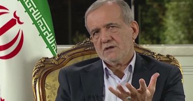 باختصار.. أهم الأخبار العربية والعالمية حتى الظهيرة..الملك سلمان يدعو لإقامة صلاة الاستسقاء فى جميع أنحاء السعودية.. رئيس كولومبيا ينجو من محاولة اغتيال.. إيران: لا نسعى للسلاح النووى ومستعدون لكل أشكال التدقيق