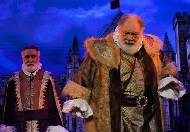 شاهد .. العرض المسرحي «الملك لير» يودع جمهوره في ختام موسمه الأول