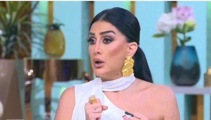 شاهد .. غادة عبد الرازق تكشف السبب الحقيقي وراء علاجها النفسي واستخدام المهدئات لمدة 20 عامًا