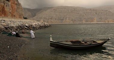 صحيفة صينية: إغلاق مضيق هرمز يرفع أسعار النفط ويؤثر على الأسواق العالمية