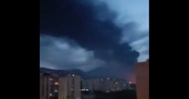 أسوشيتد برس: دوى أصوات انفجارات جديدة ناجمة عن الدفاعات الجوية فى دبى