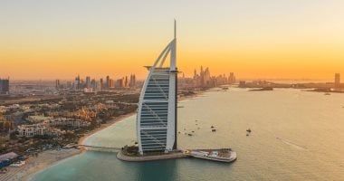 حريق بمبنى برج العرب في دبي.. ما التفاصيل؟