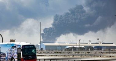 الهجمات الإيرانية على الخليج تتواصل.. استهداف البُنى التحتية ومصافى النفط.. أضرار بمرفق للطاقة فى قطر وأحد خزانات المياه.. السعودية توقف وحدات تشغيلية بمصفاة رأس تنورة عقب استهدافها.. وإمدادات البترول آمنة