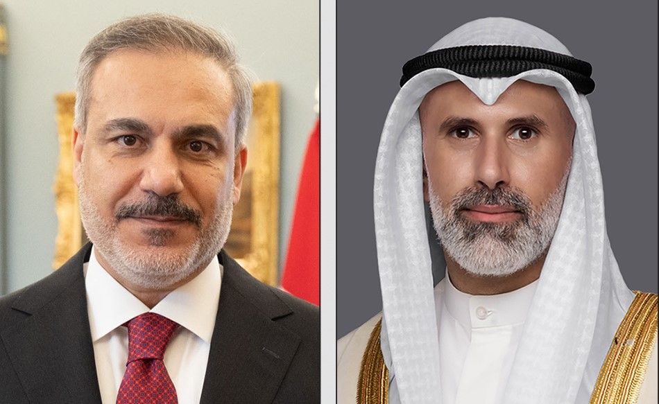 وزير الخارجية بحث مع نظيره التركي ما تشهده المنطقة من تصعيد عسكري